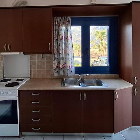 Melissa Apartments 크랭고카스텔론 외부 사진
